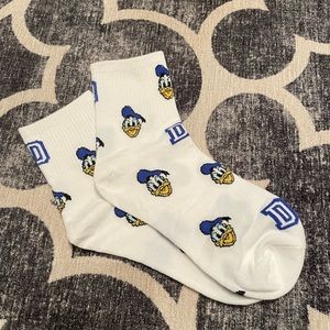 2/$15 Donald Socks Disney World / Disneyland Socks Daisy- Minnie - Sulley Minnie